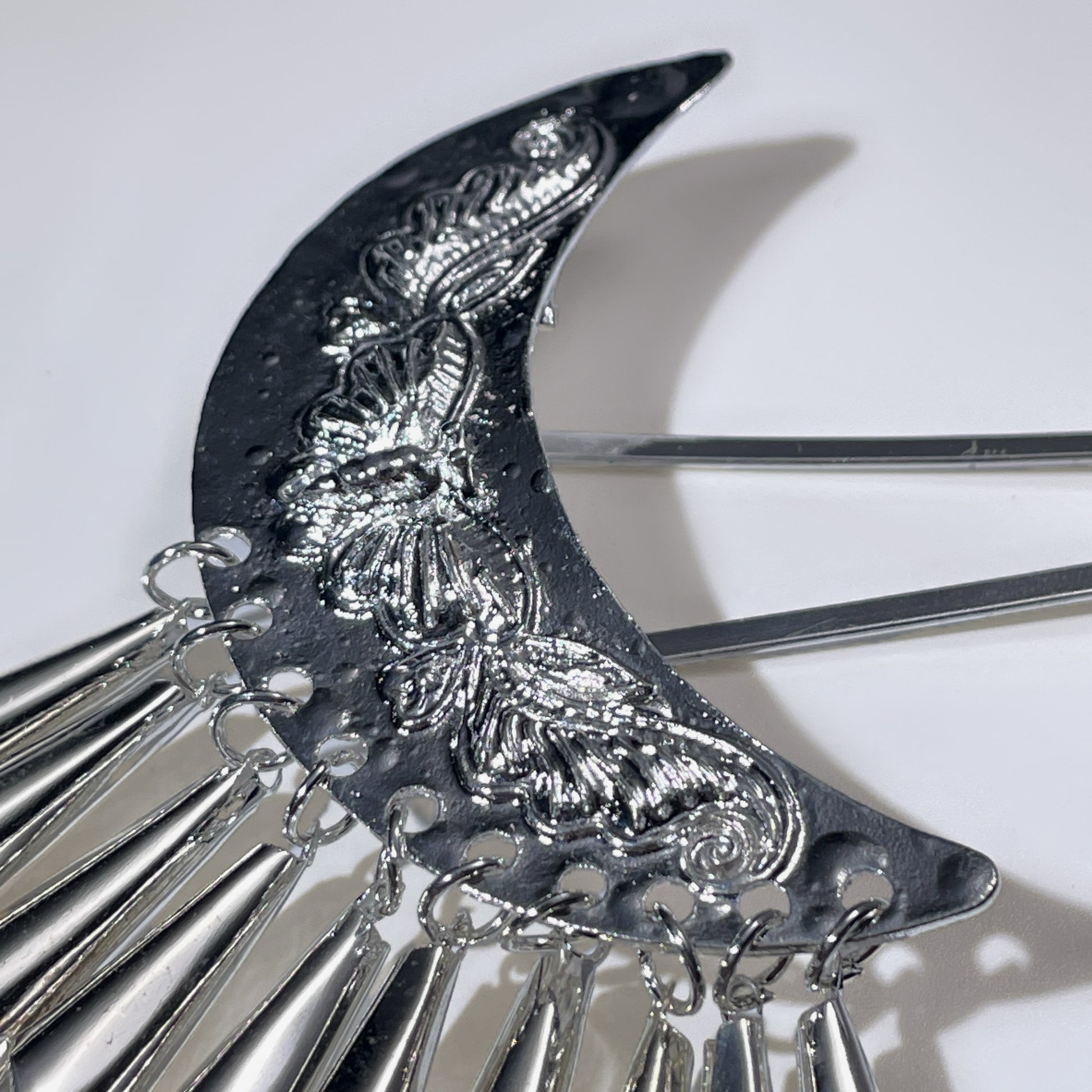 Moonkeeper – Hairpin