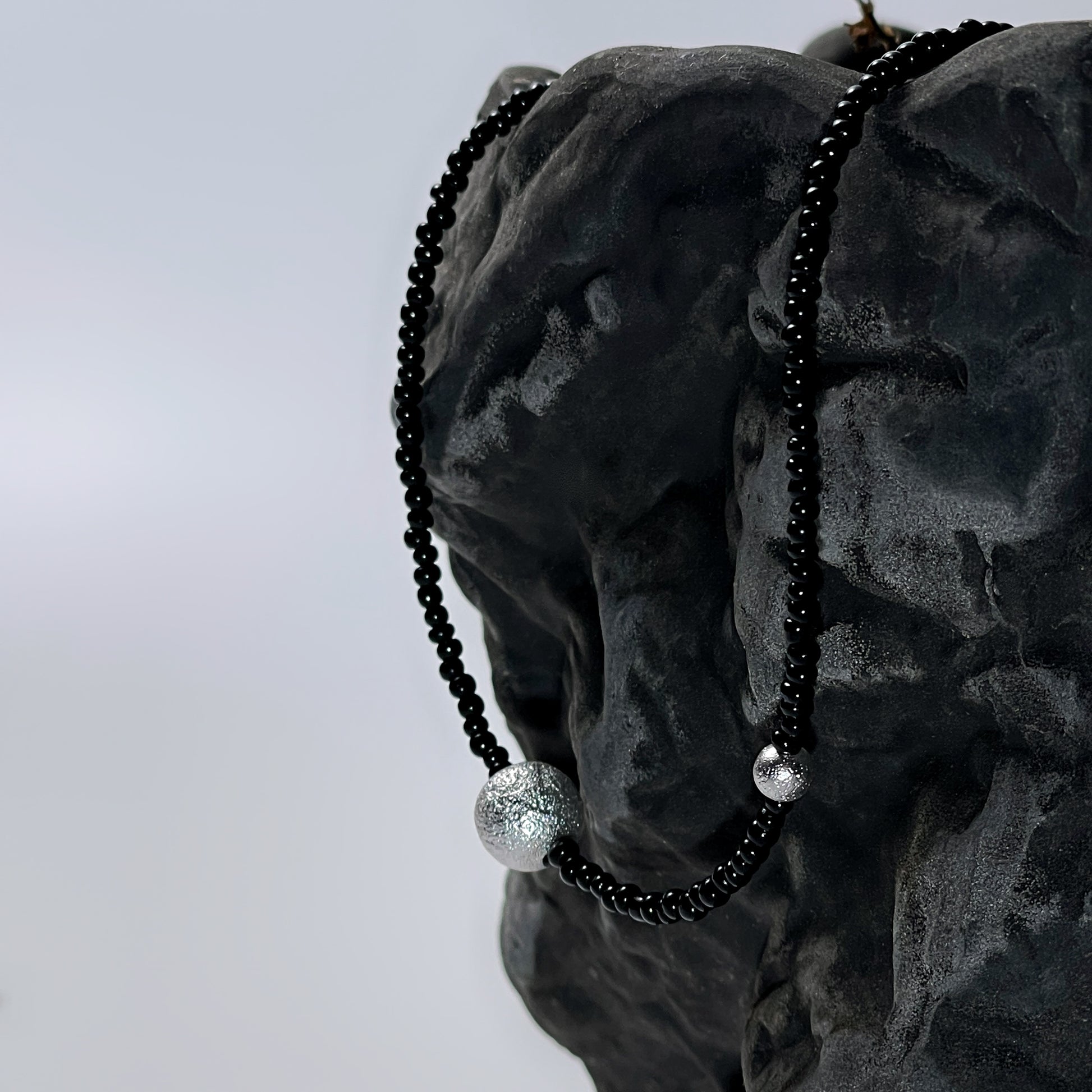 Lunar Thread – Necklace
