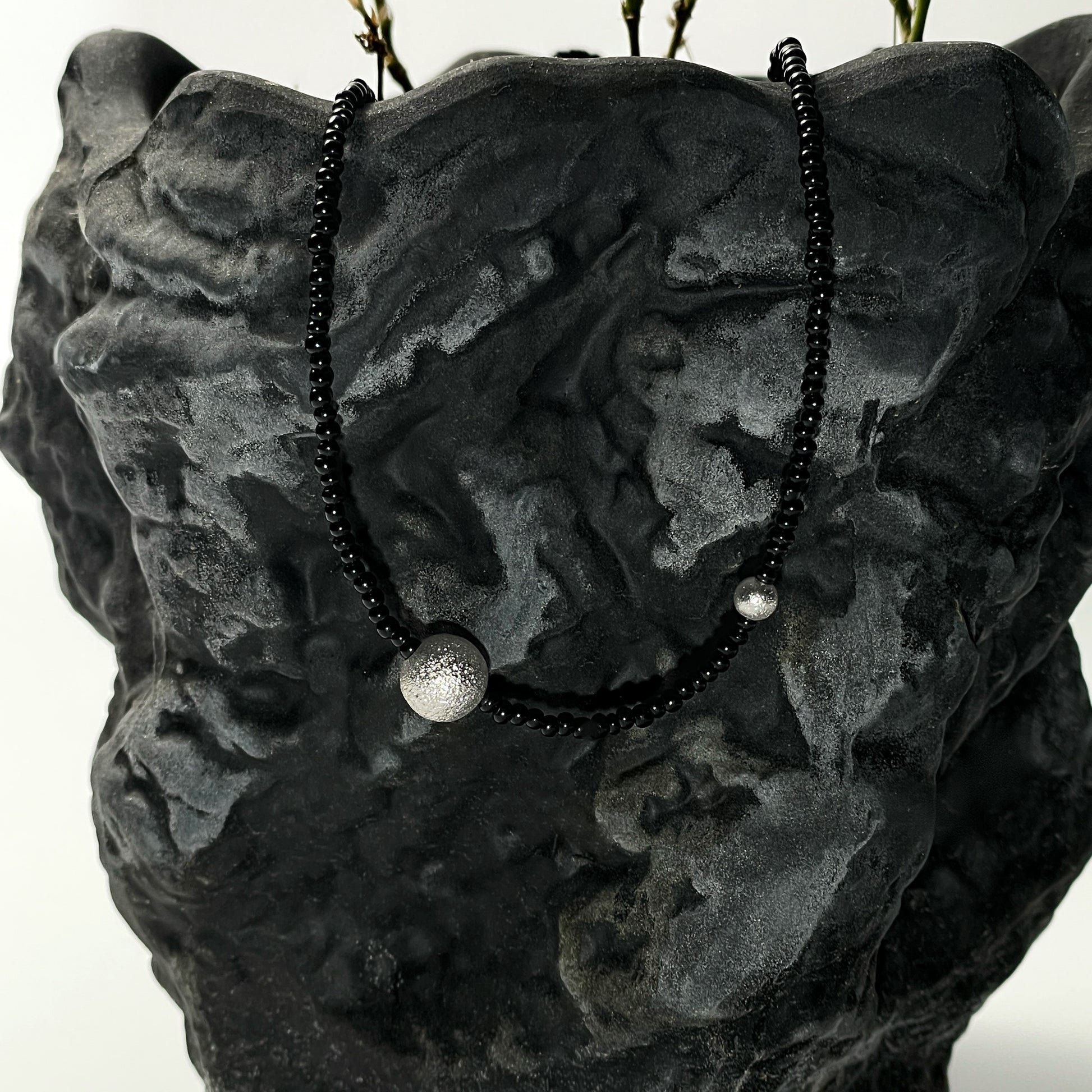 Lunar Thread – Necklace