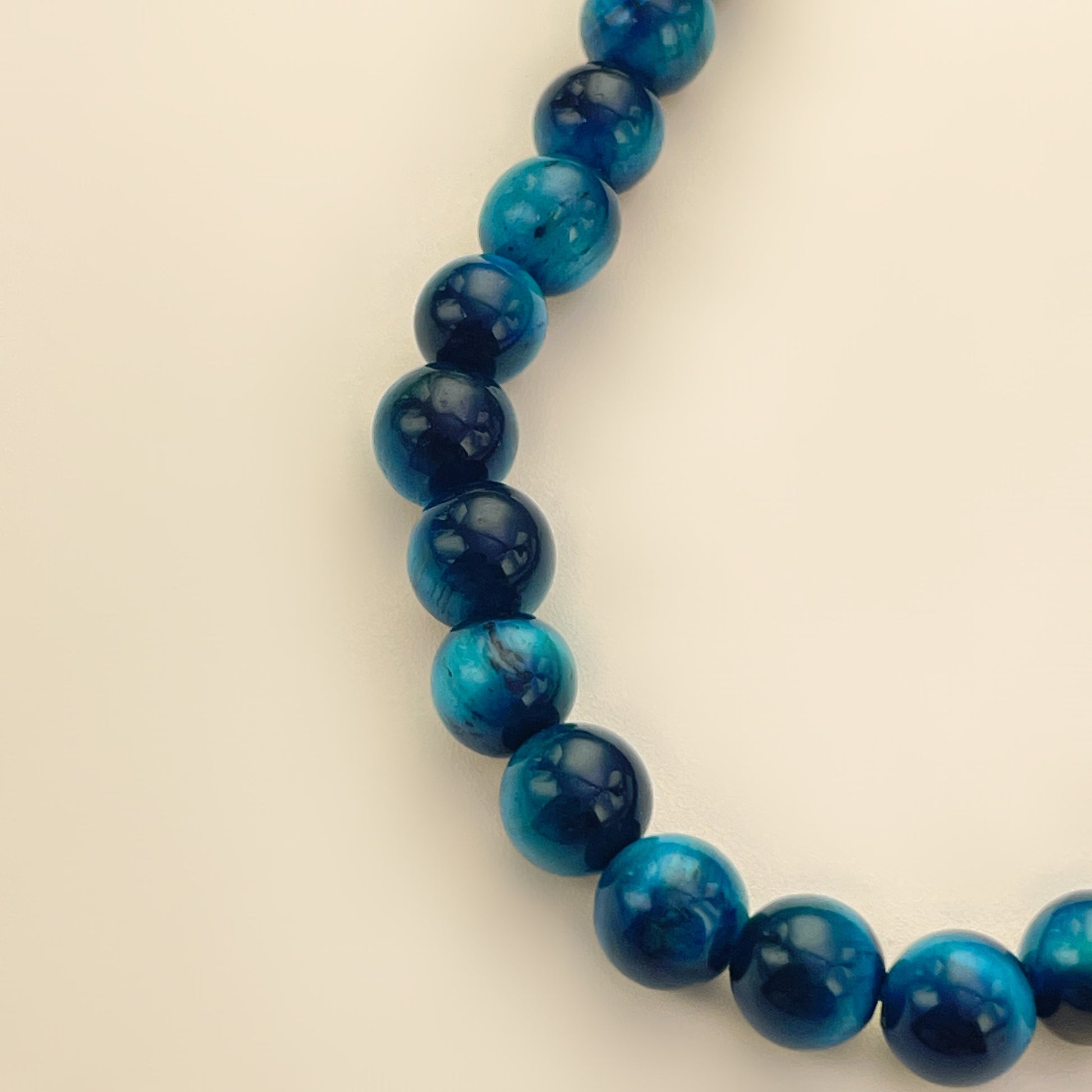 The flight– Necklace