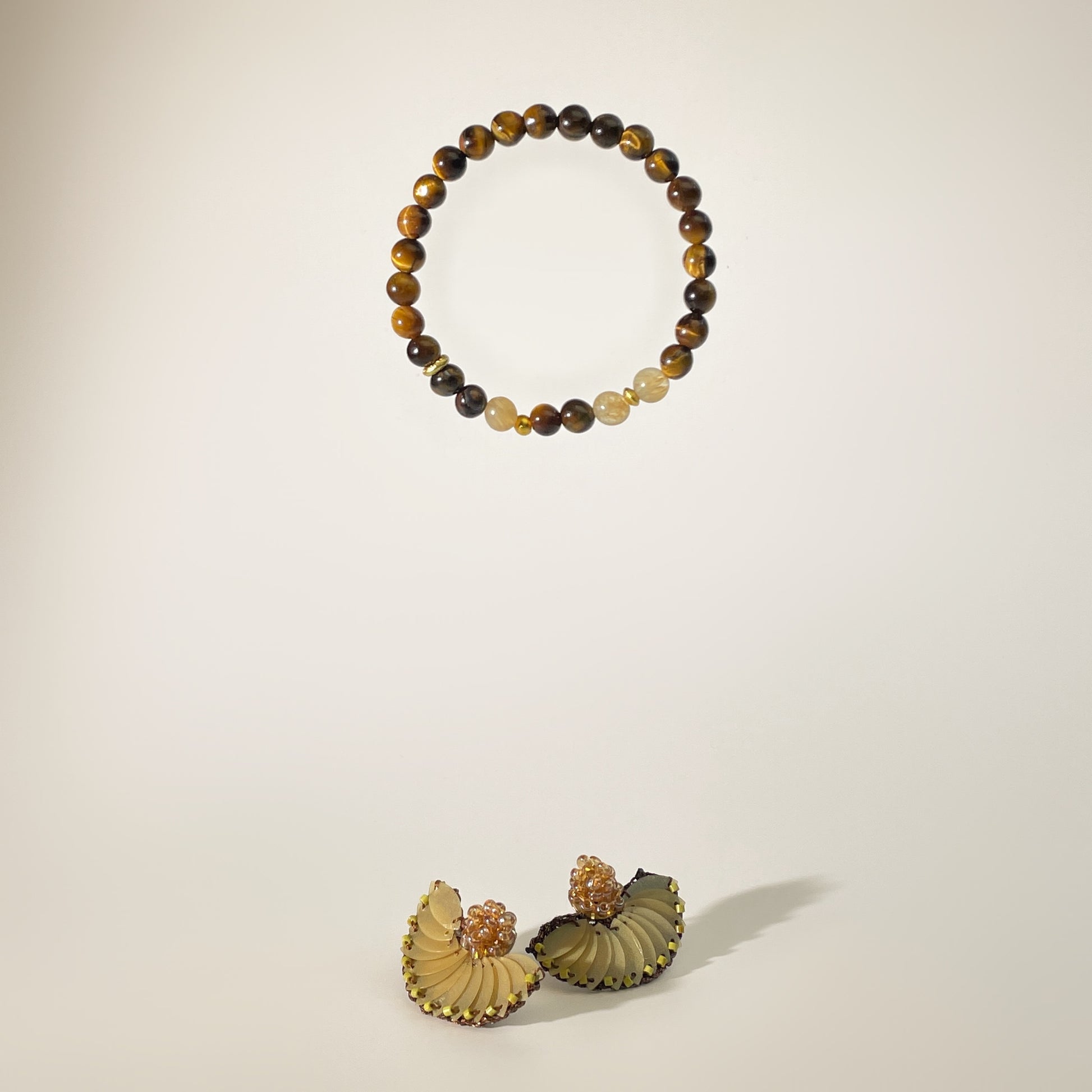 Grace in wind – Earrings