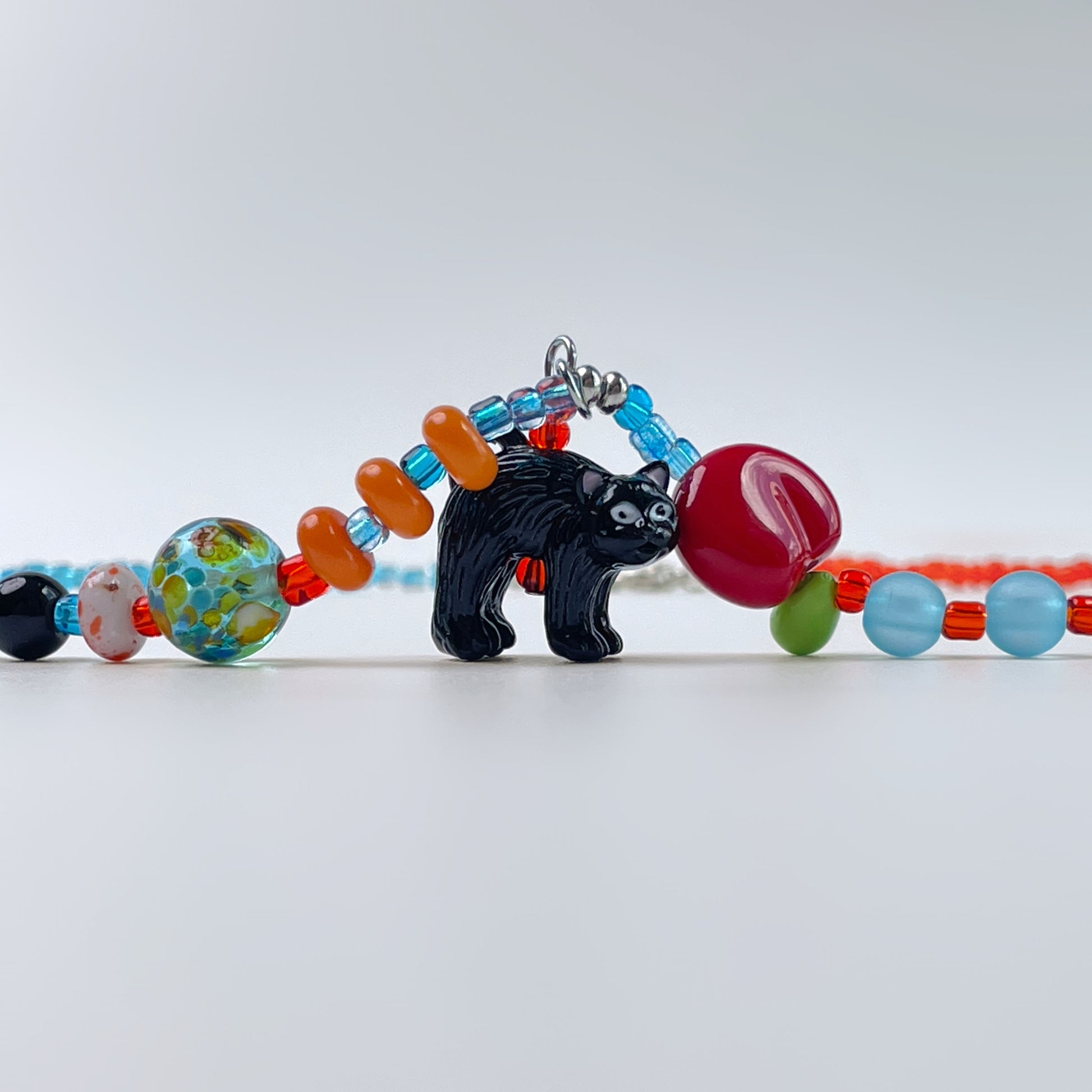 Cat On The Way – Necklace