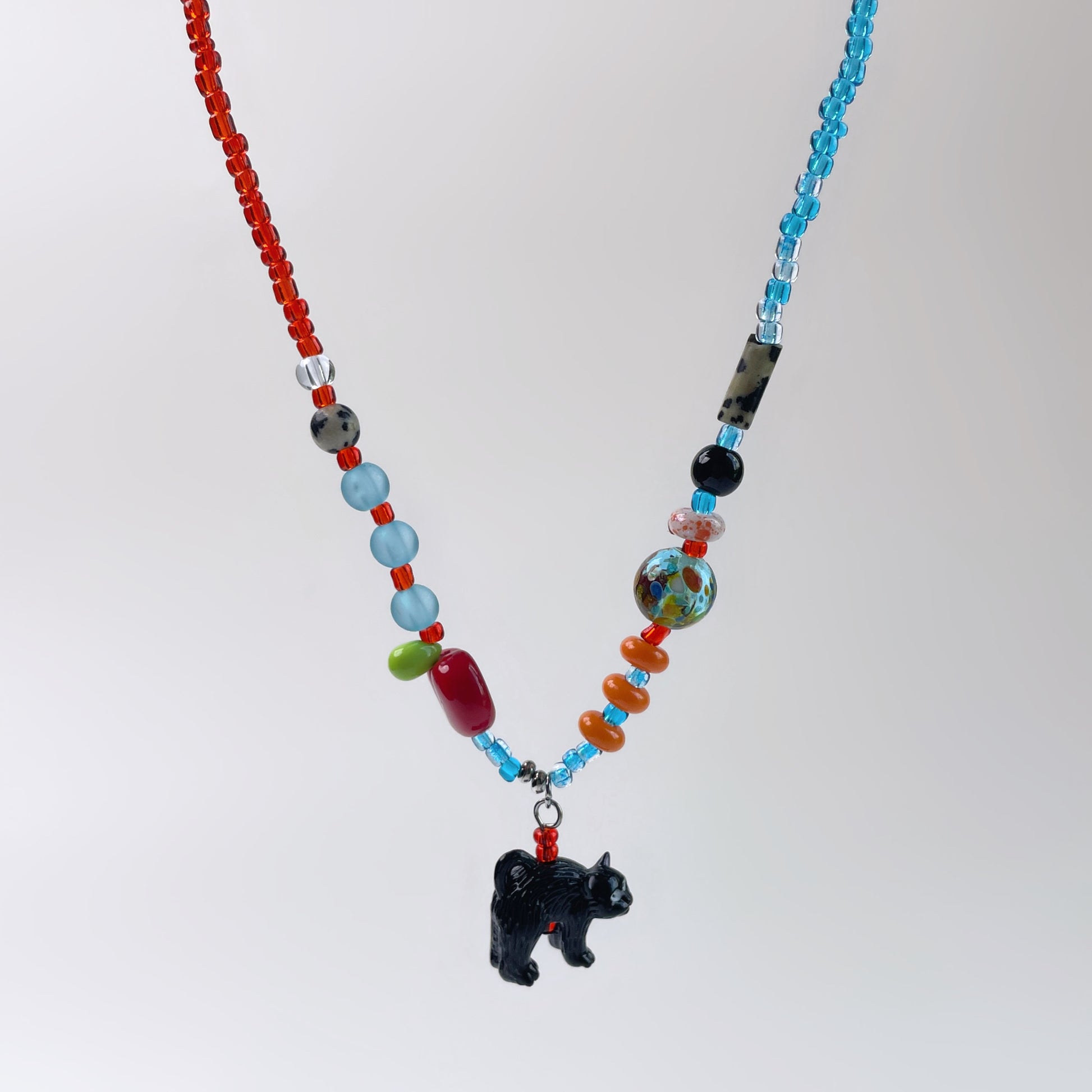 Cat On The Way – Necklace