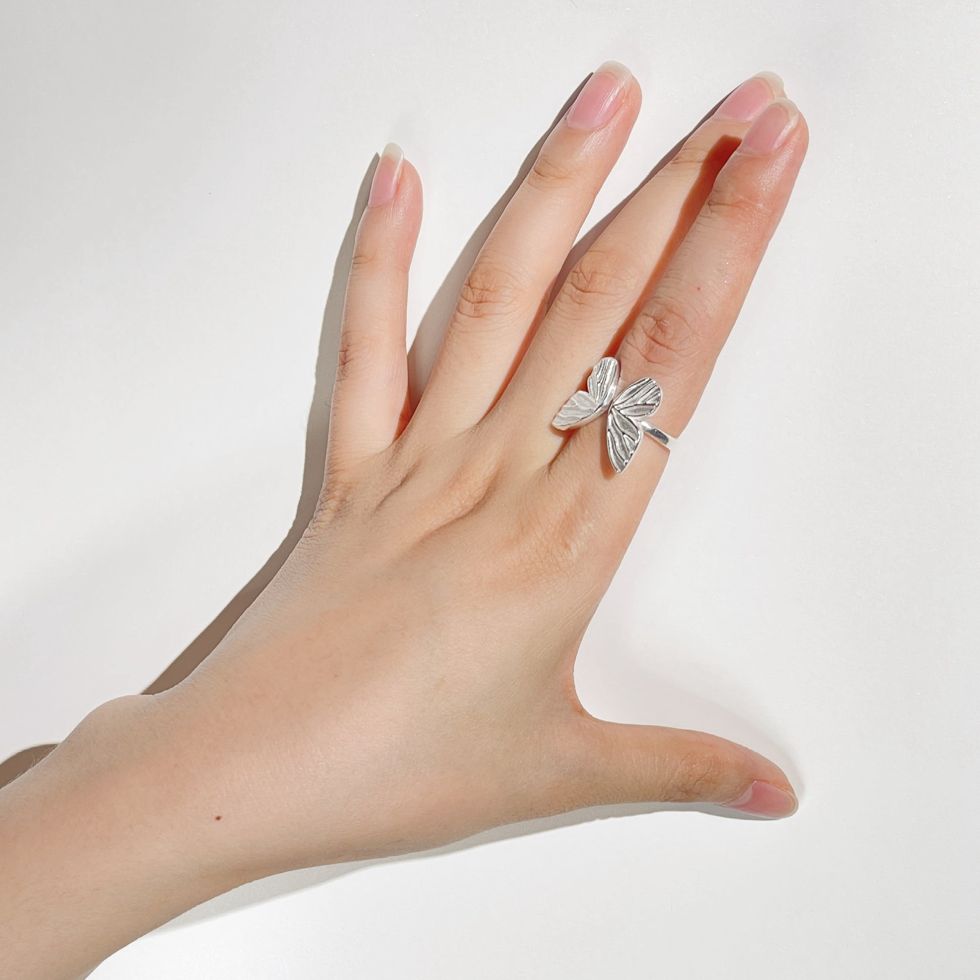 Wander Out – Ring