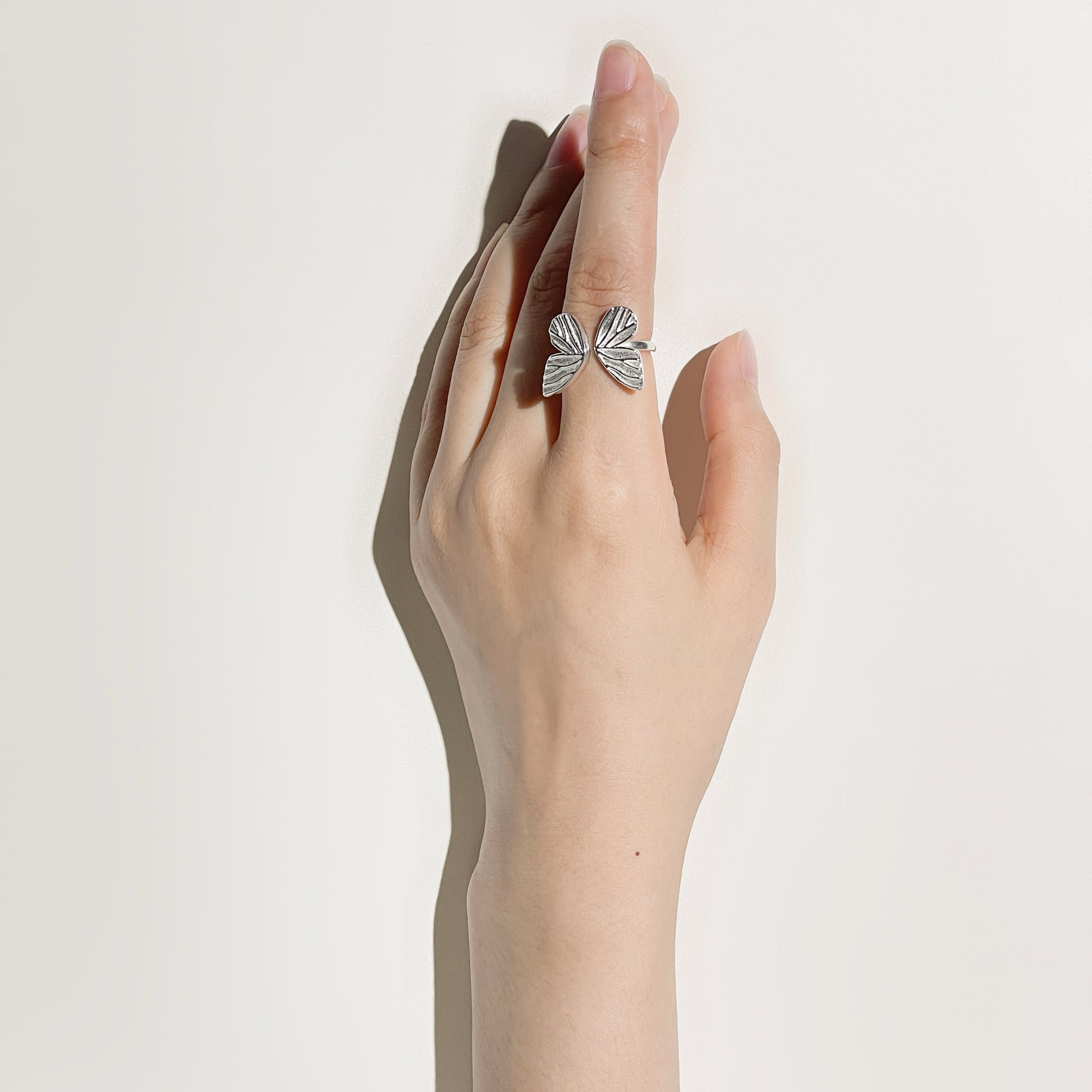 Wander Out – Ring